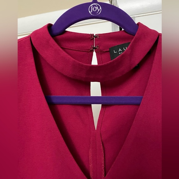 Laundry by Shelli Segal Bell Sleeve Blouse Plum Size Medium - Picture 3 of 6